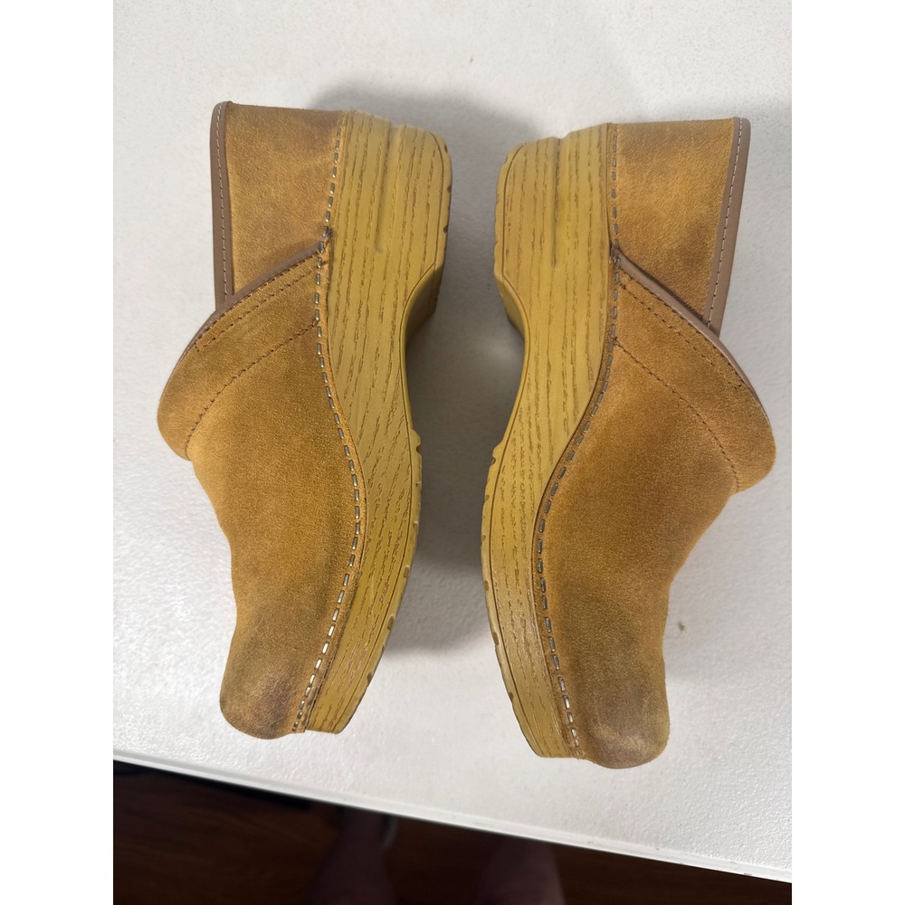 Dansko Professional Clogs Honey Tan Suede Leather Comfort Shoes Women 39 or 8.5 - Picture 2 of 10